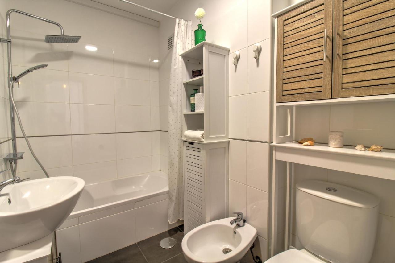 Appartement Center Location, Ac, Swimming Pool, And Parking à Olhão Extérieur photo